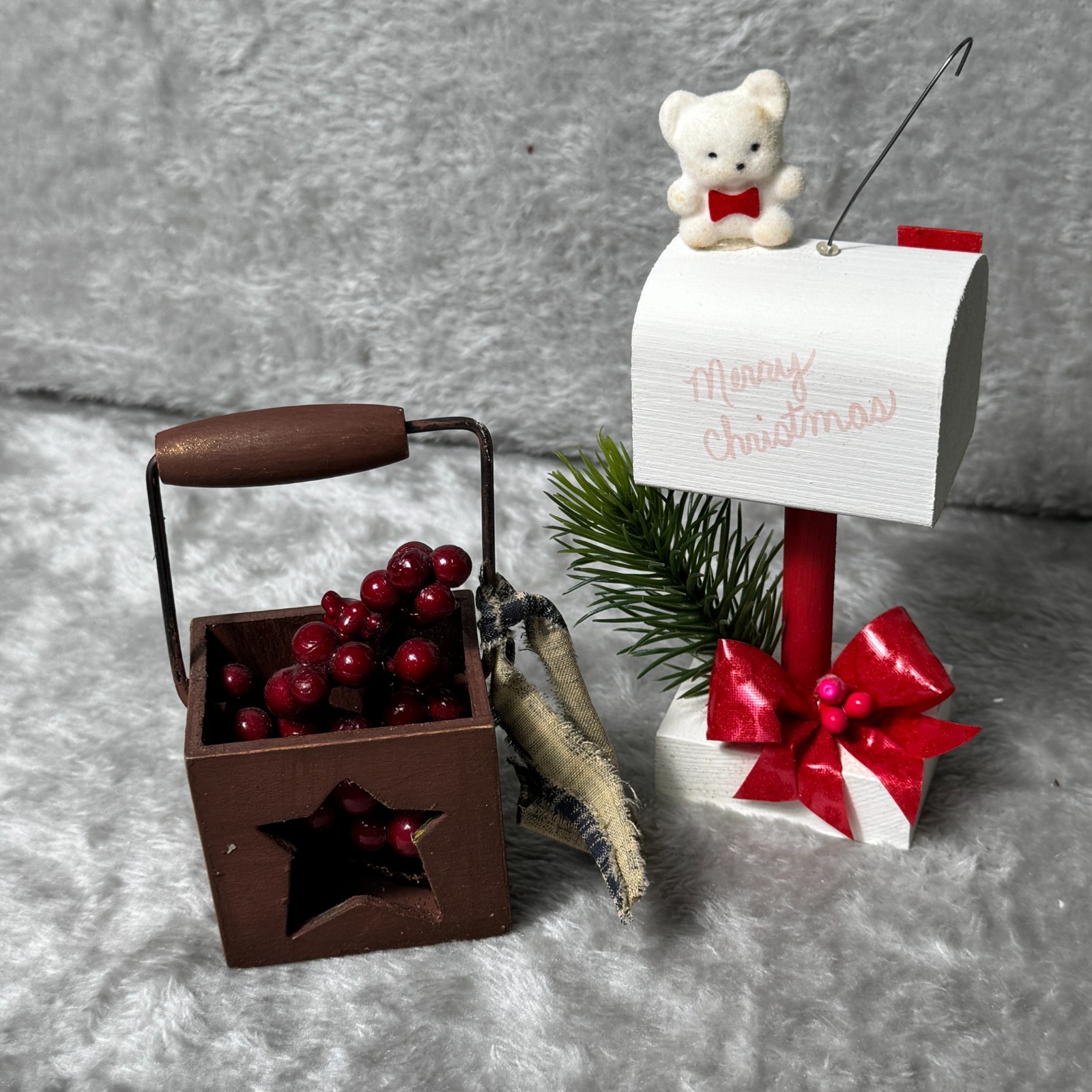 Mini Primitive Wood Star Basket Décor Faux Cranberries Country Farmhouse Rustic