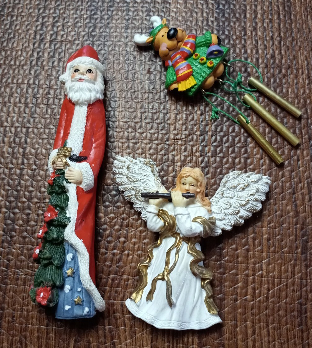 Christmas Miscellaneous Multicolor Pieces Lot Of 12